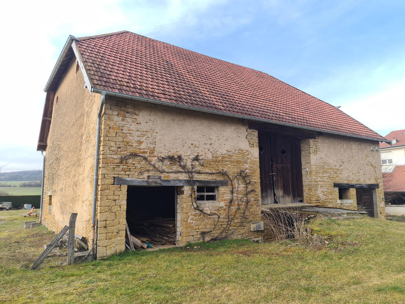 Maison - 270 m² - 1 pièce