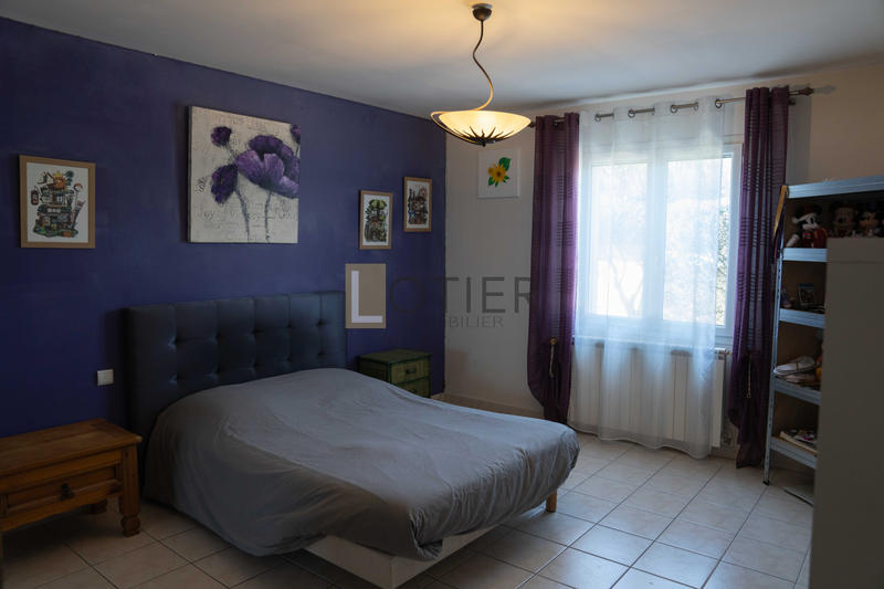 Villa - 165 m² - 4 pièces