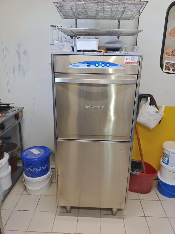 Fonds de commerce - Magasins - 150 m²