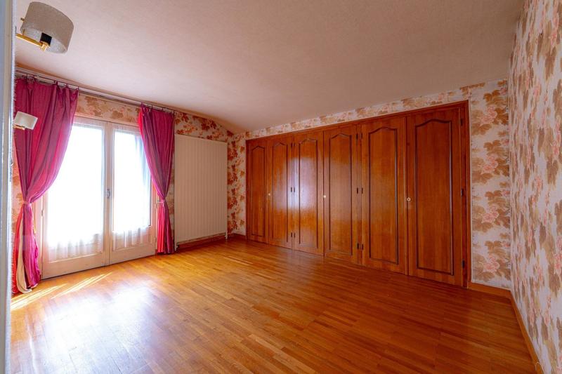 Maison - 144 m² - 5 pièces
