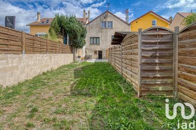 Maison - 80 m² - 3 pièces