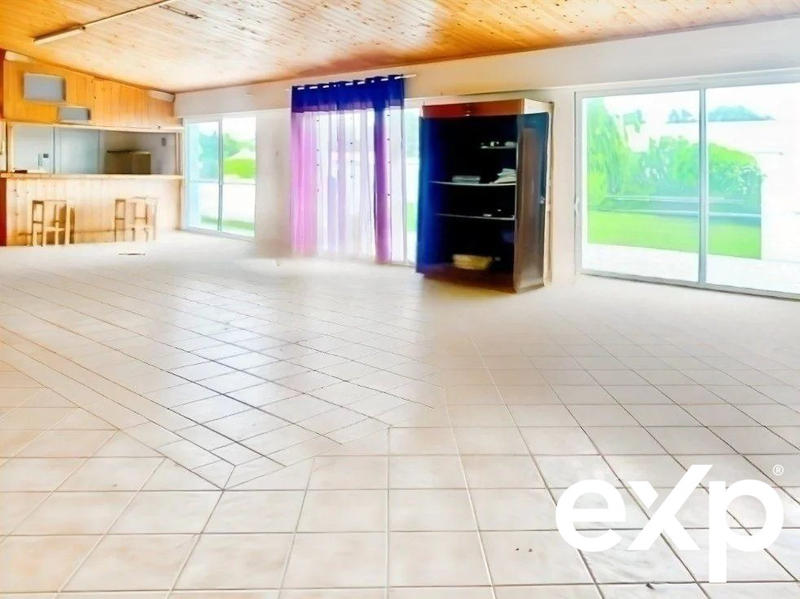 Maison - 174 m² - 6 pièces