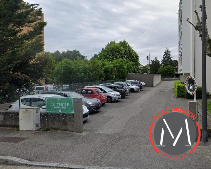 Parking / Garage - 8 m²