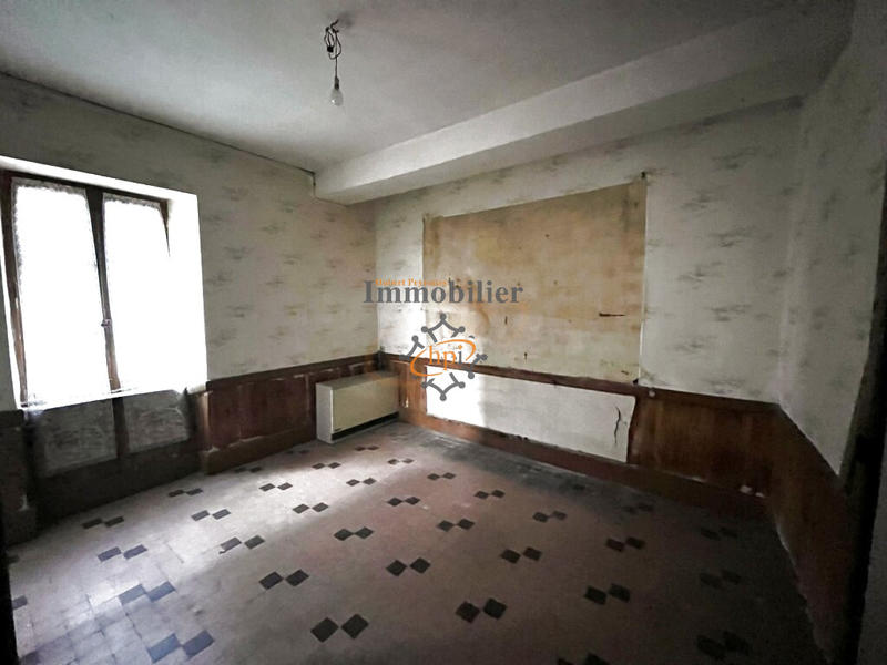 Maison - 120 m² - 7 pièces