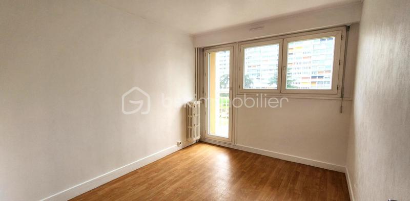 Appartement - 77 m² - 4 pièces