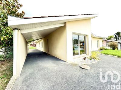 Maison - 196 m² - 5 pièces