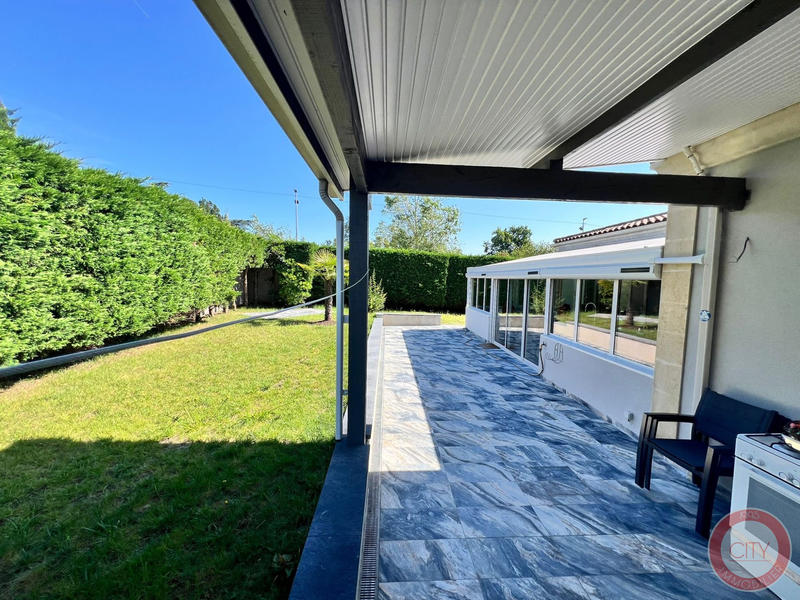 Maison - 177 m² - 6 pièces