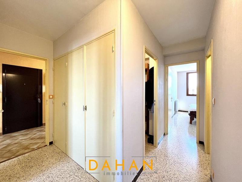 Appartement - 81 m² - 4 pièces