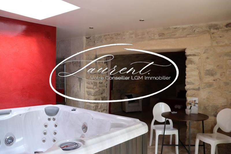 Mas - 397 m² - 14 pièces