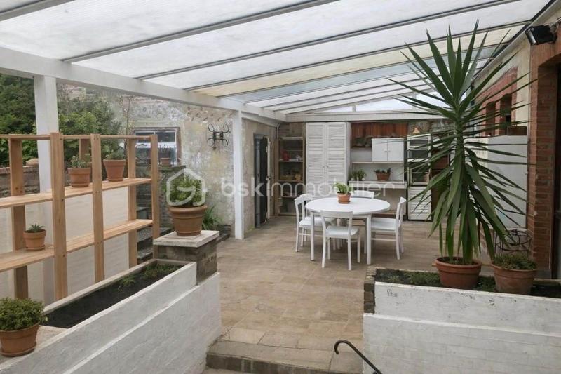 Maison de maîtres - 227 m² - 11 pièces