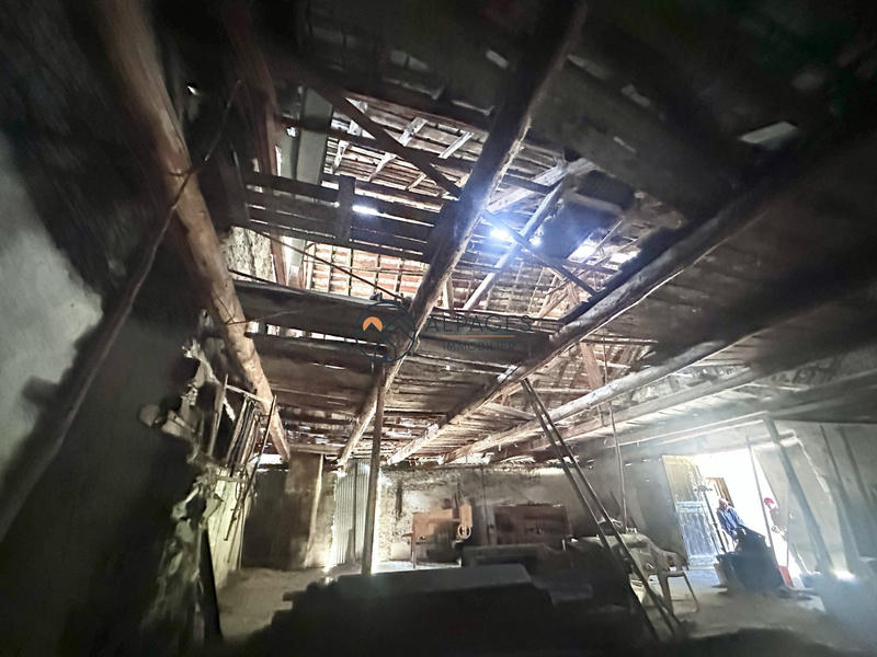 Châlet - 350 m² - 6 pièces