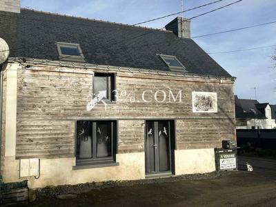 Maison - 85 m² - 5 pièces