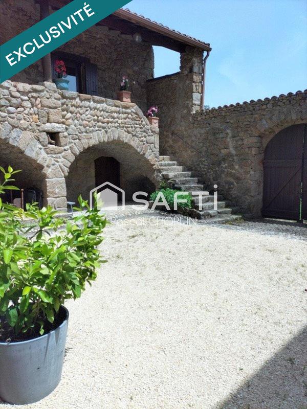 Maison - 344 m² - 11 pièces