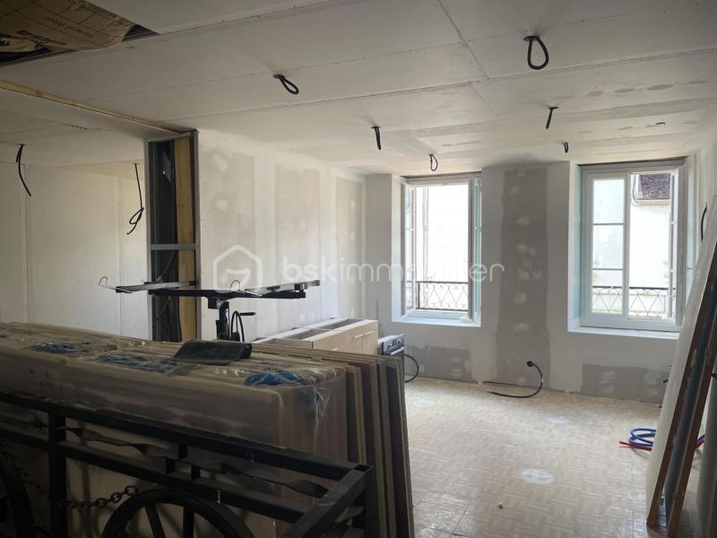 Maison ancienne - 340 m² - 9 pièces