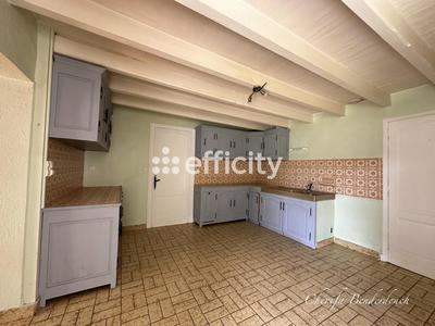 Maison en pierre - 147 m² - 8 pièces