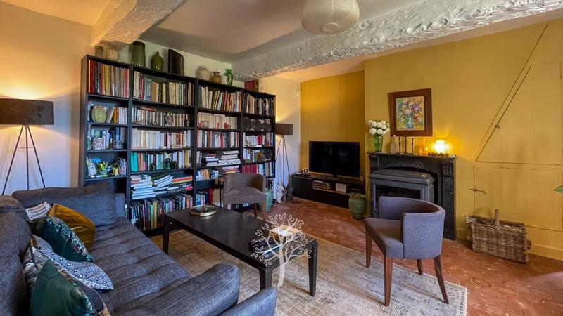 Maison - 200 m² - 8 pièces