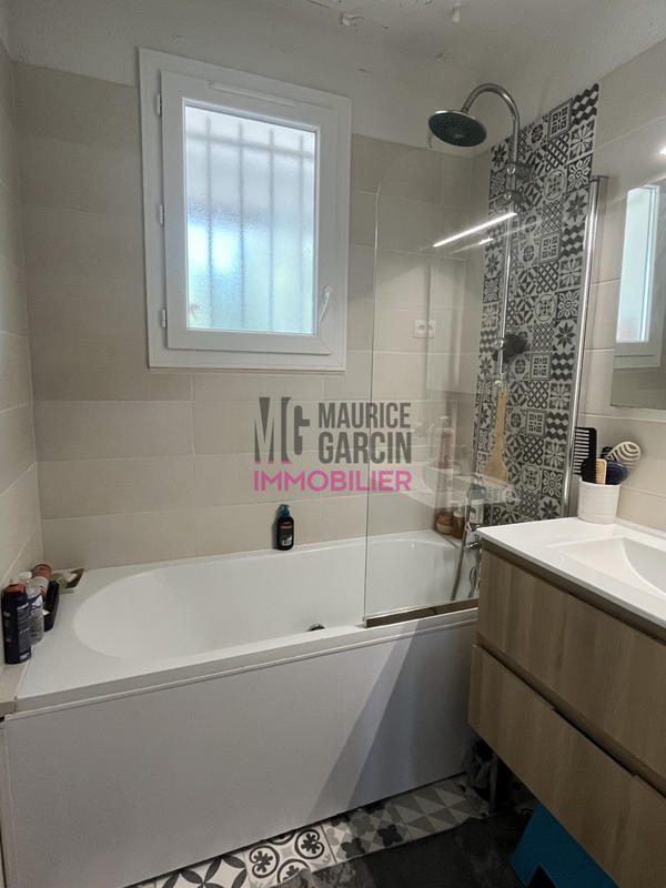 Appartement - 65 m² - 4 pièces