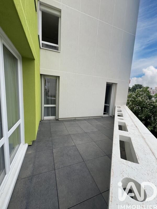 Appartement - 95 m² - 5 pièces