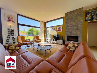 Maison - 170 m² - 5 pièces