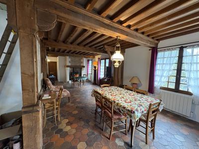 Maison - 92 m² - 4 pièces