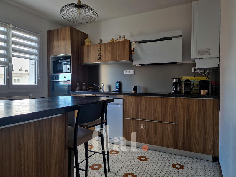 Appartement - 94 m² - 5 pièces