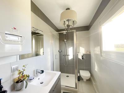 Maison - 86 m² - 4 pièces