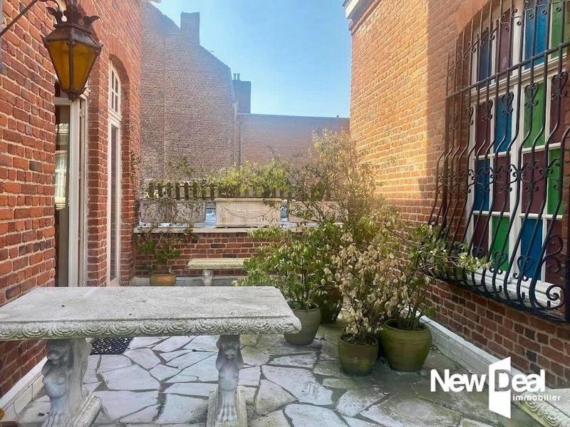 Appartement bourgeois - 220 m² - 8 pièces