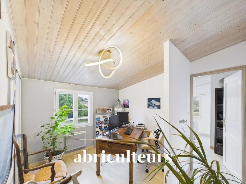 Maison - 188 m² - 8 pièces