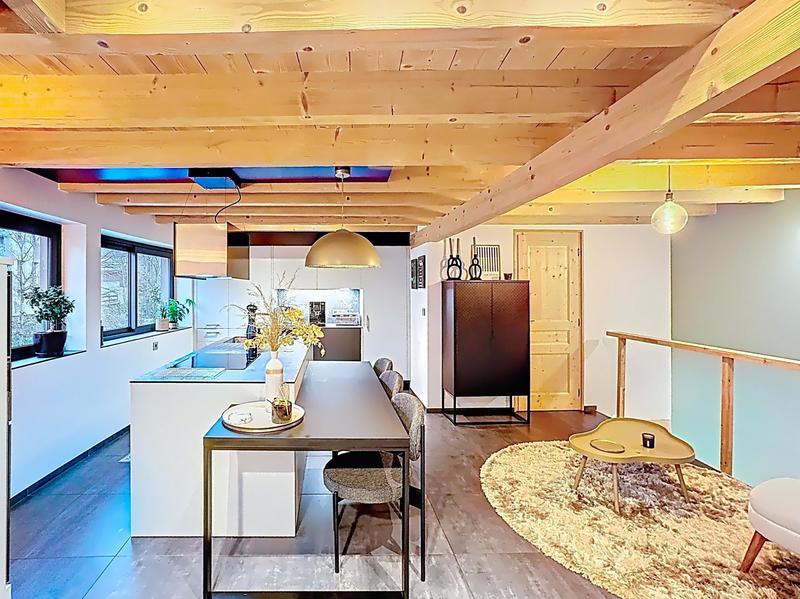 Maison - 137 m² - 5 pièces