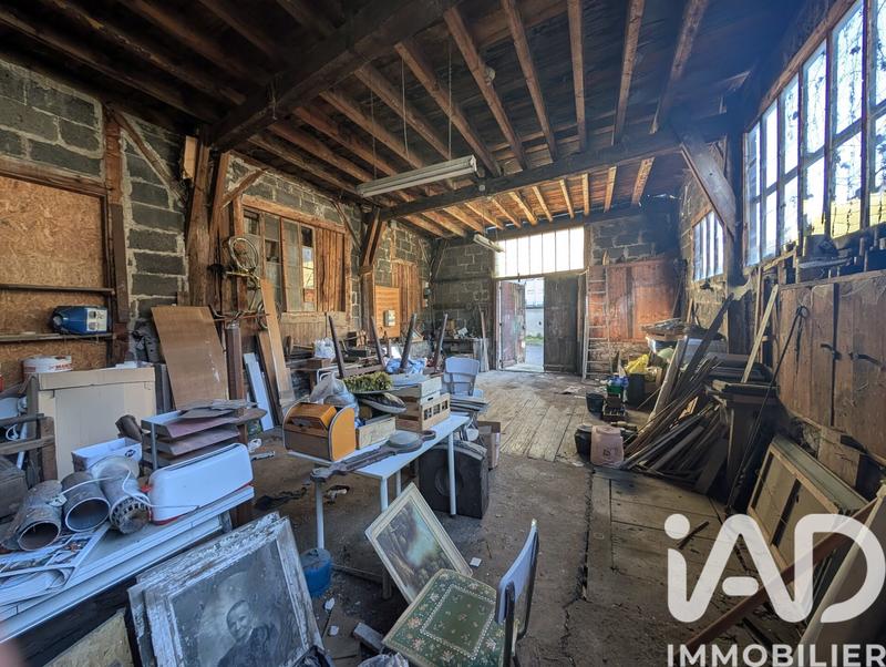 Maison - 208 m² - 1 pièce