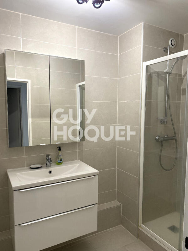 Appartement - 83 m² - 5 pièces