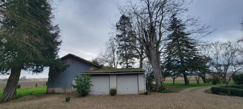 Maison - 210 m² - 5 pièces