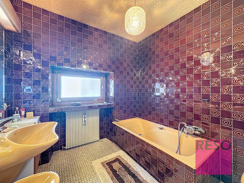 Maison - 290 m² - 10 pièces