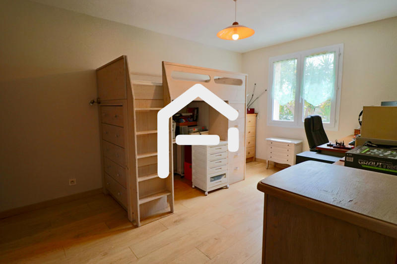 Villa - 120 m² - 4 pièces