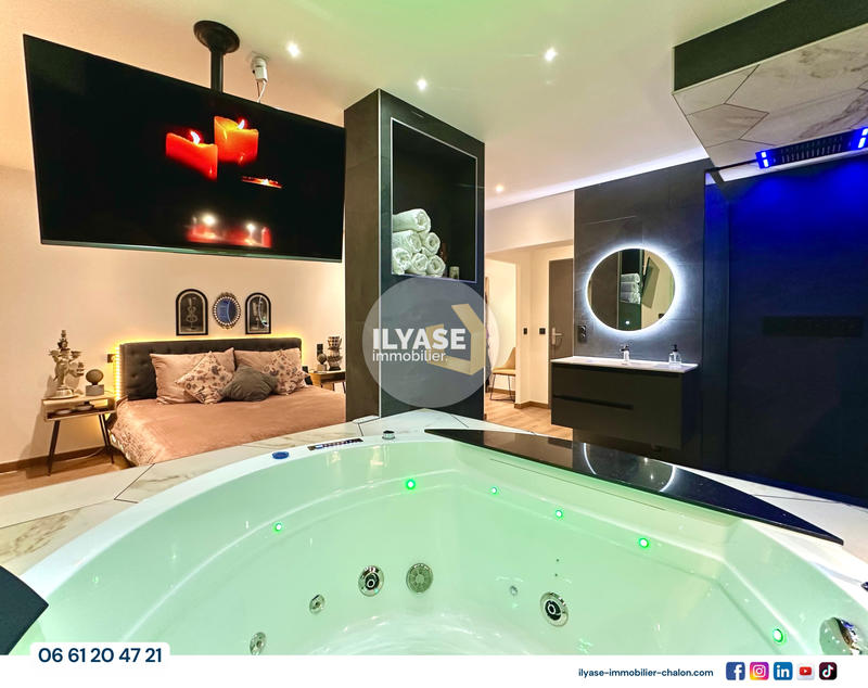 Appartement - 95 m² - 4 pièces