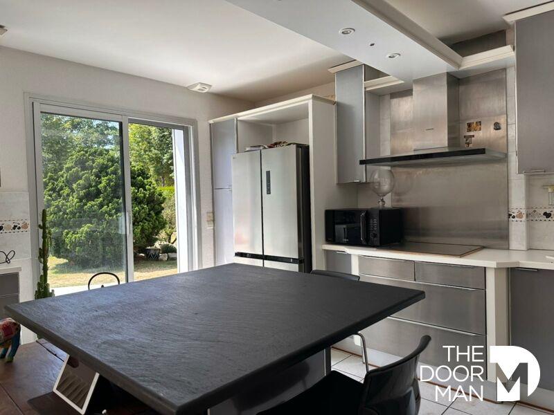 Maison - 144 m² - 7 pièces