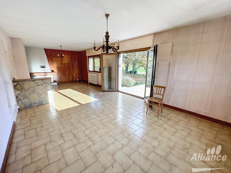 Maison - 143 m² - 7 pièces