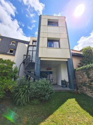 Maison - 103 m² - 5 pièces