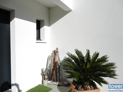 Maison - 102 m² - 4 pièces