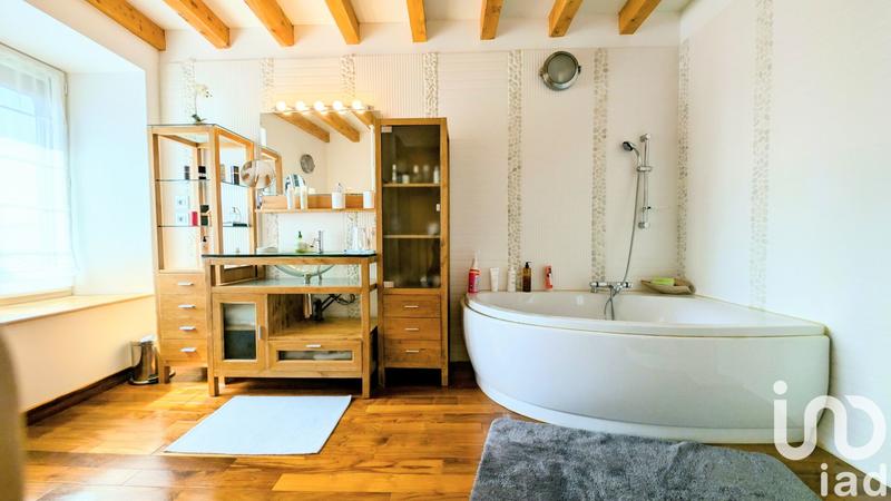 Maison de village - 247 m² - 6 pièces