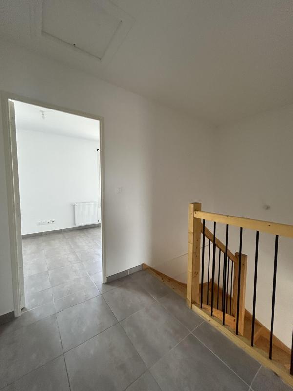 Villa - 90 m² - 4 pièces