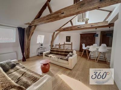 Appartement - 118 m² - 2 pièces