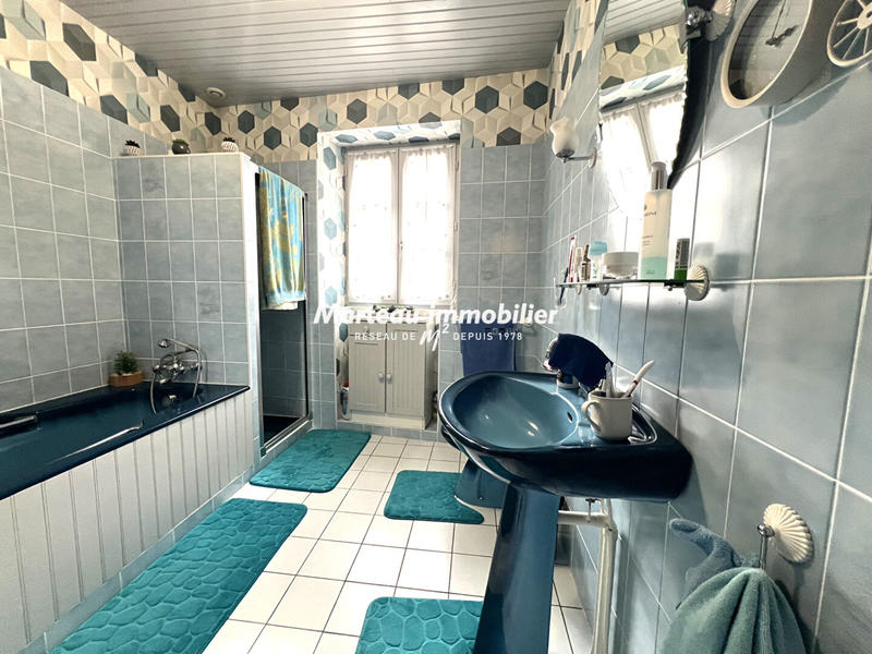 Maison - 179 m² - 7 pièces