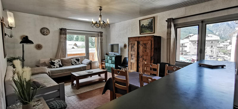 Maison - 201 m² - 7 pièces