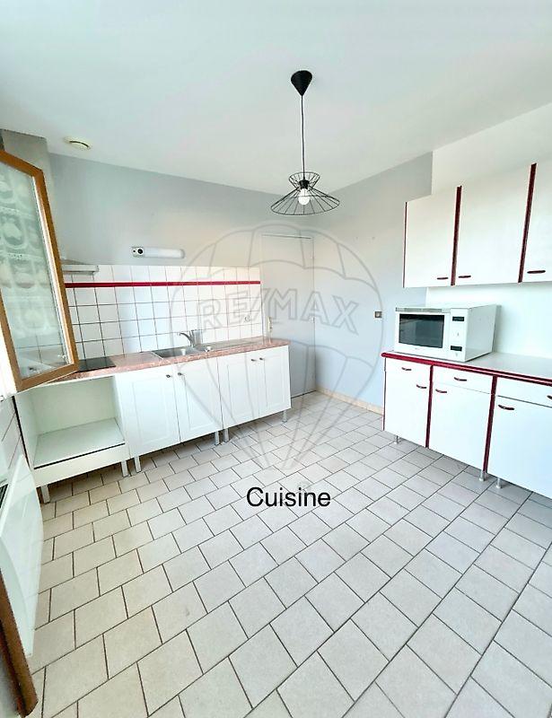 Maison - 101 m² - 5 pièces