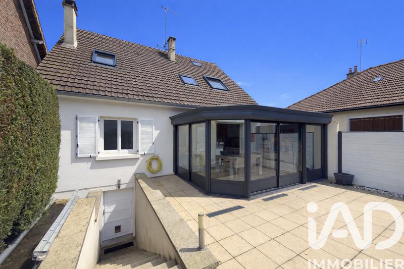 Maison - 159 m² - 6 pièces