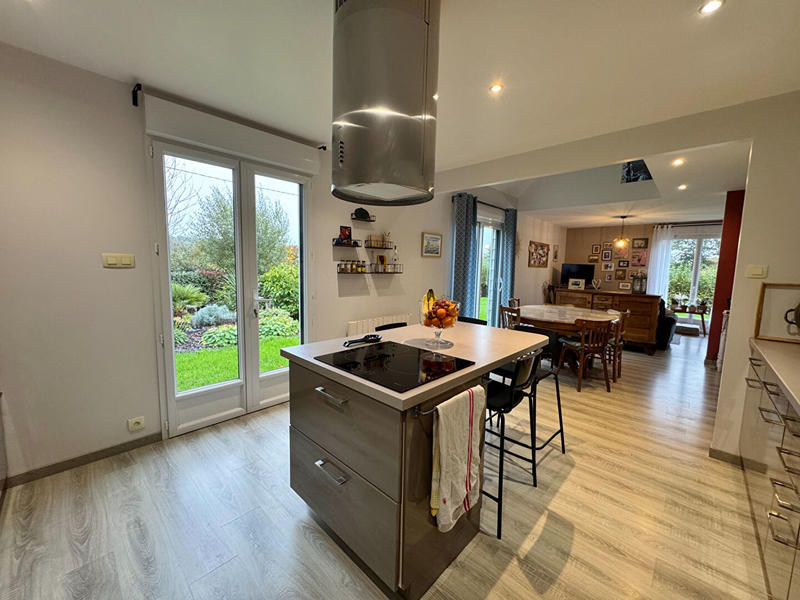 Maison - 122 m² - 5 pièces