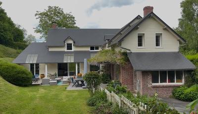 Maison - 255 m² - 10 pièces