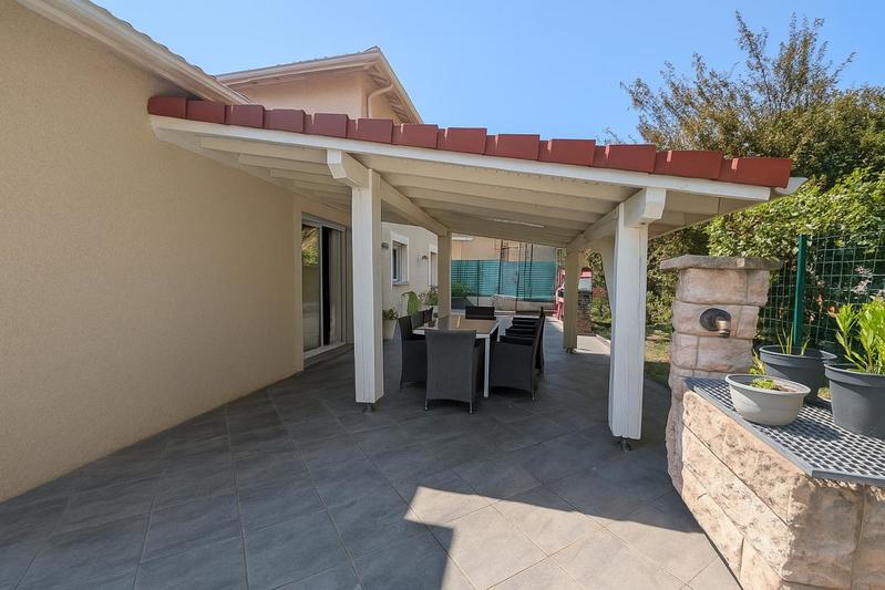 Villa - 145 m² - 6 pièces