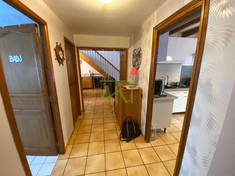 Maison - 143 m² - 5 pièces